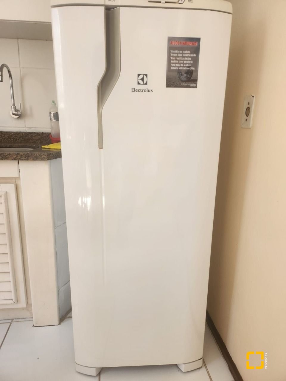 Apartamento com 31m², 1 quarto, 1 garagem, no bairro Canasvieiras em Florianópolis