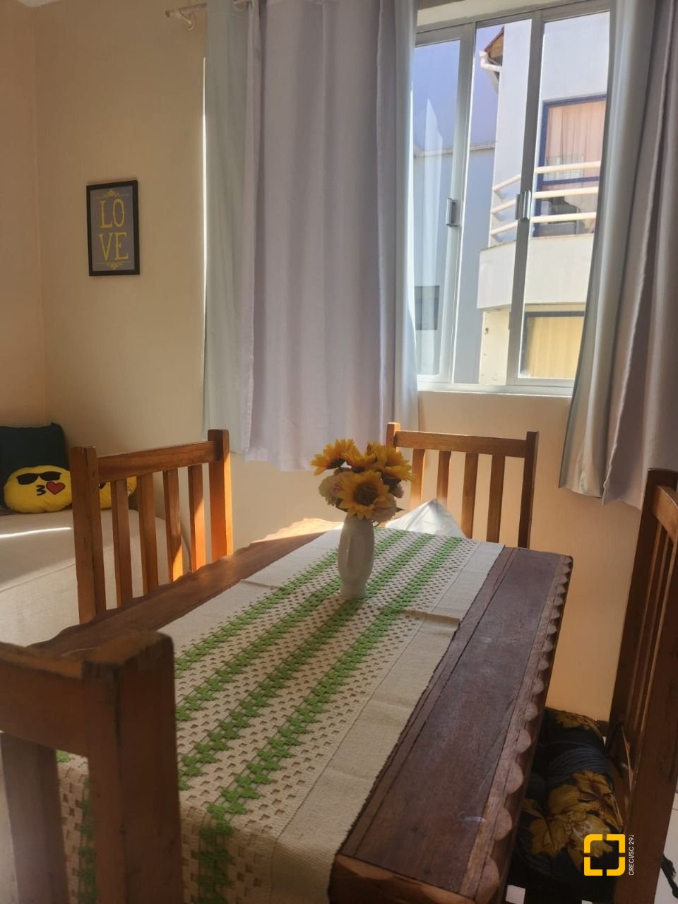 Apartamento com 31m², 1 quarto, 1 garagem, no bairro Canasvieiras em Florianópolis