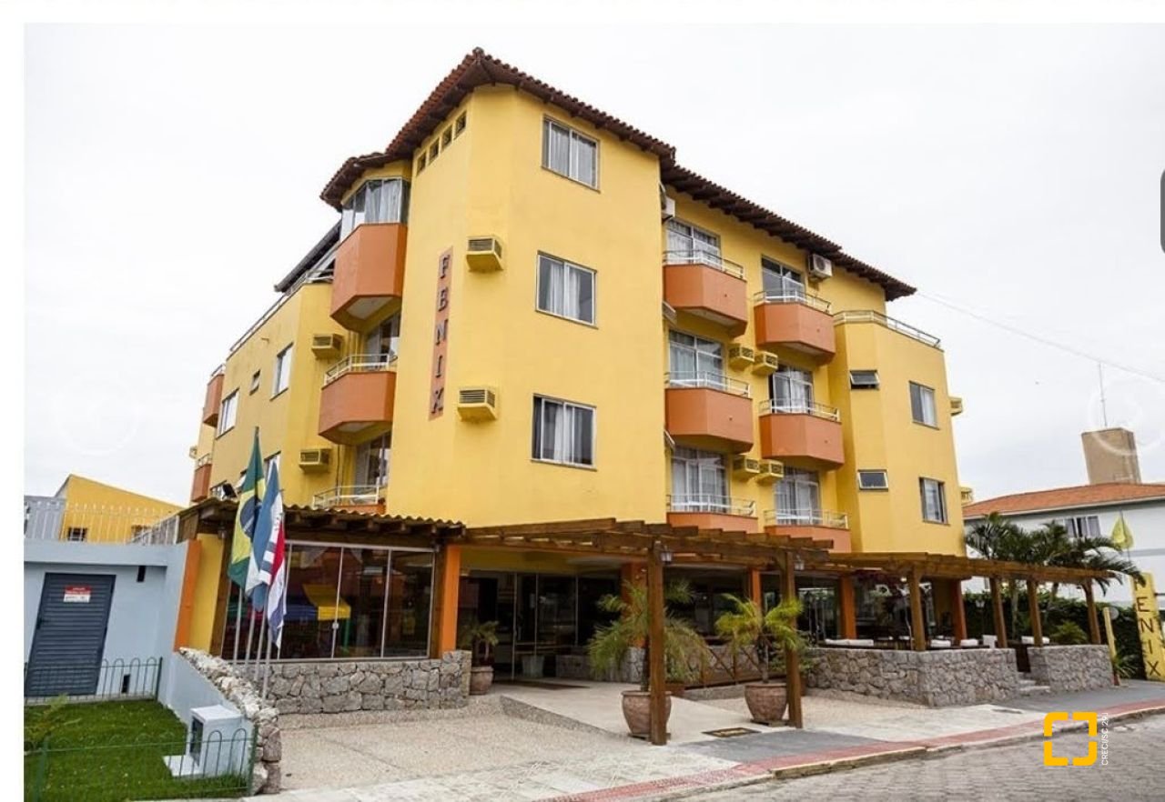 Apartamento com 31m², 1 quarto, 1 garagem, no bairro Canasvieiras em Florianópolis