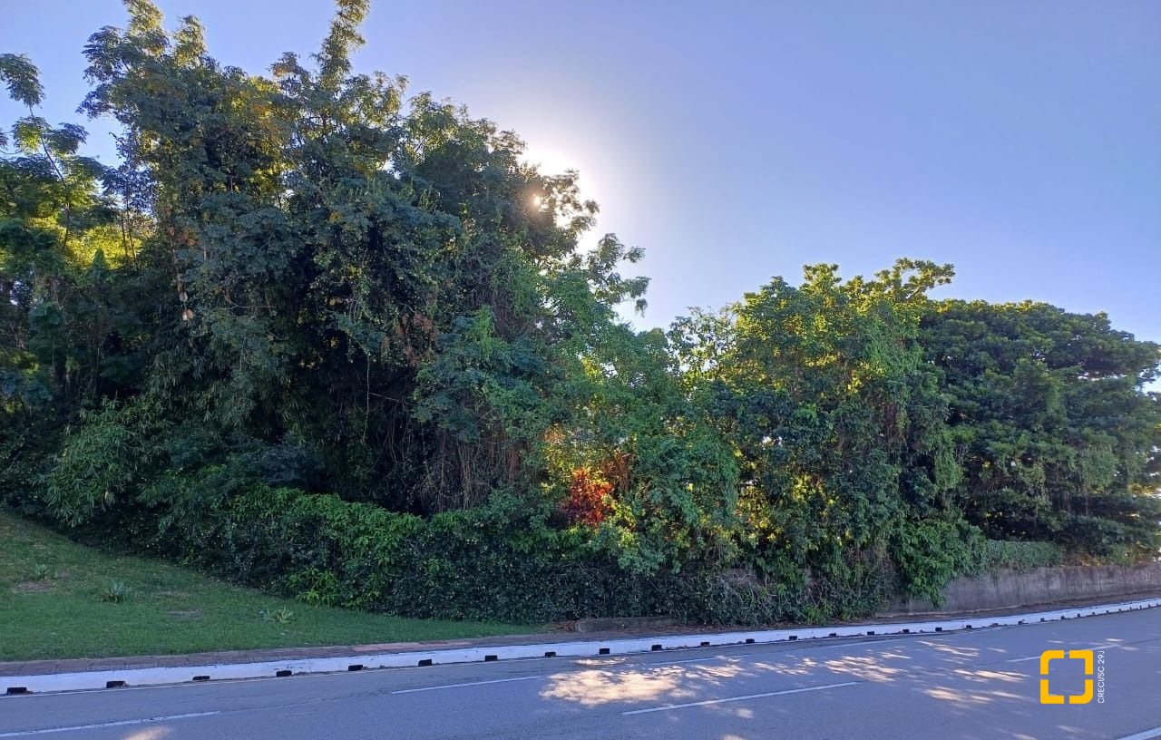Terreno com 1125m², no bairro Estreito em Florianópolis