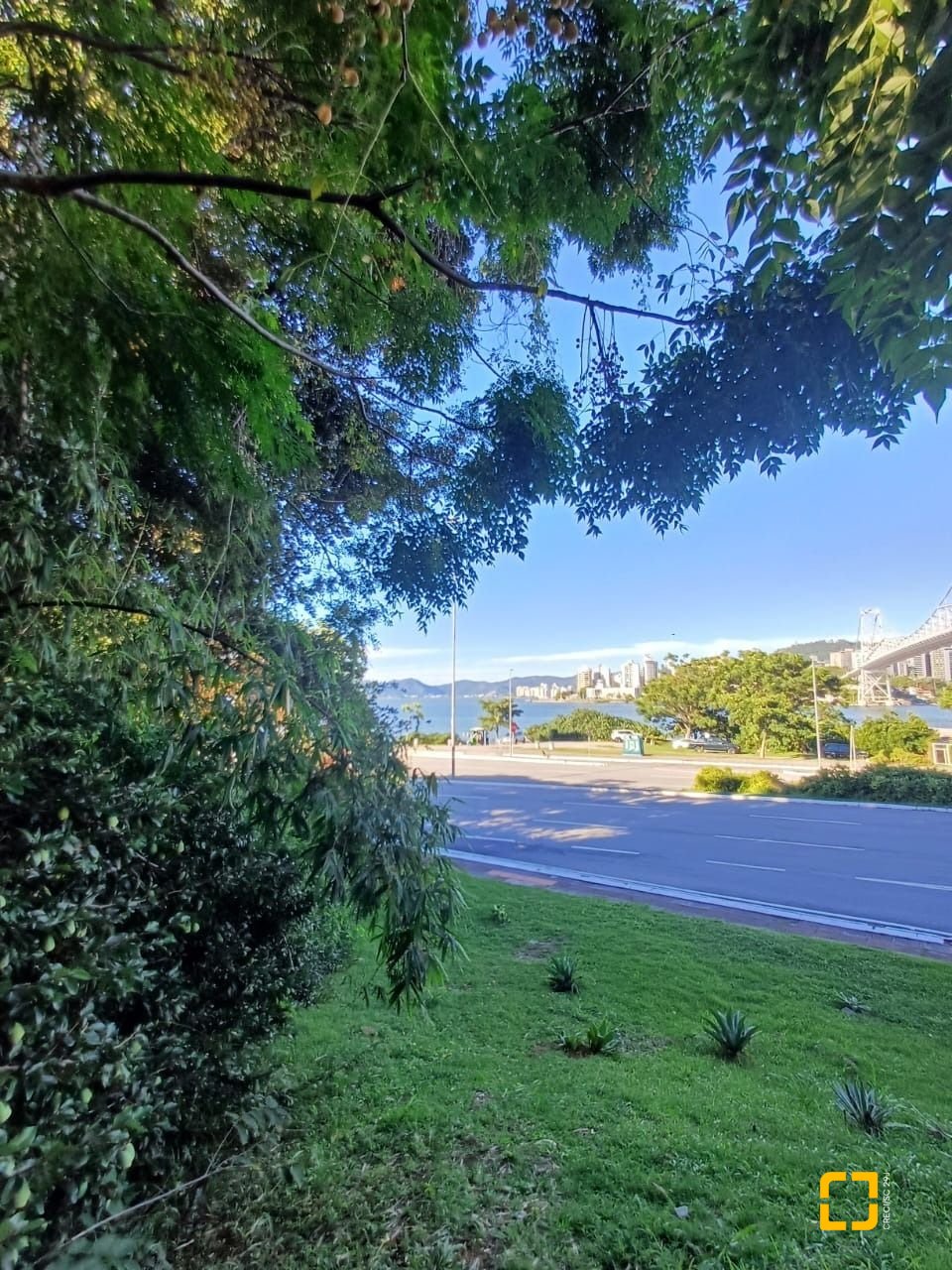 Terreno com 1125m², no bairro Estreito em Florianópolis
