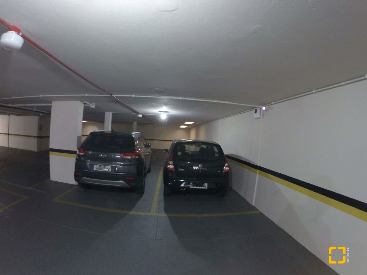 Apartamento com 264m², 5 quartos (sendo 1 suíte), 2 garagens, no bairro Centro em Florianópolis