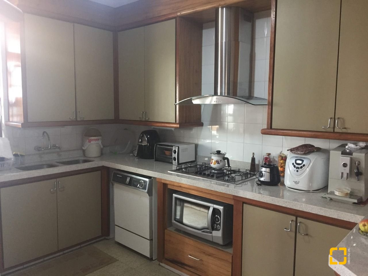 Apartamento com 264m², 5 quartos (sendo 1 suíte), 2 garagens, no bairro Centro em Florianópolis