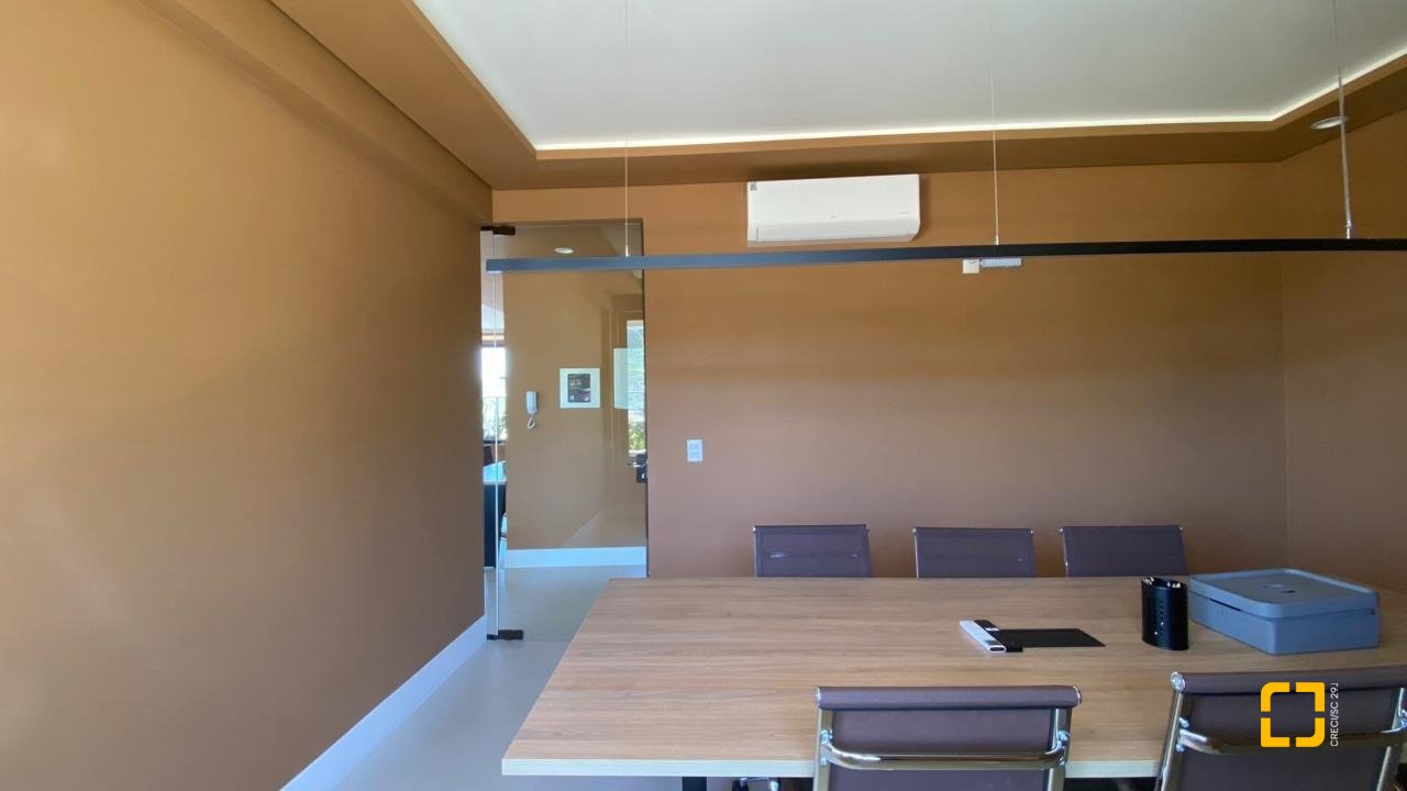 Apartamento com 49m², 2 quartos (sendo 1 suíte), 1 garagem, no bairro Saco Grande em Florianópolis