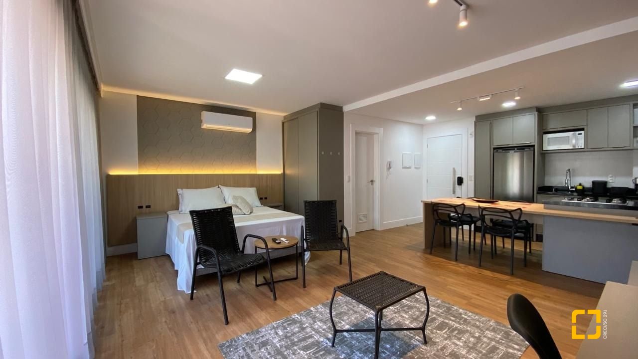 Apartamento com 49m², 2 quartos (sendo 1 suíte), 1 garagem, no bairro Saco Grande em Florianópolis