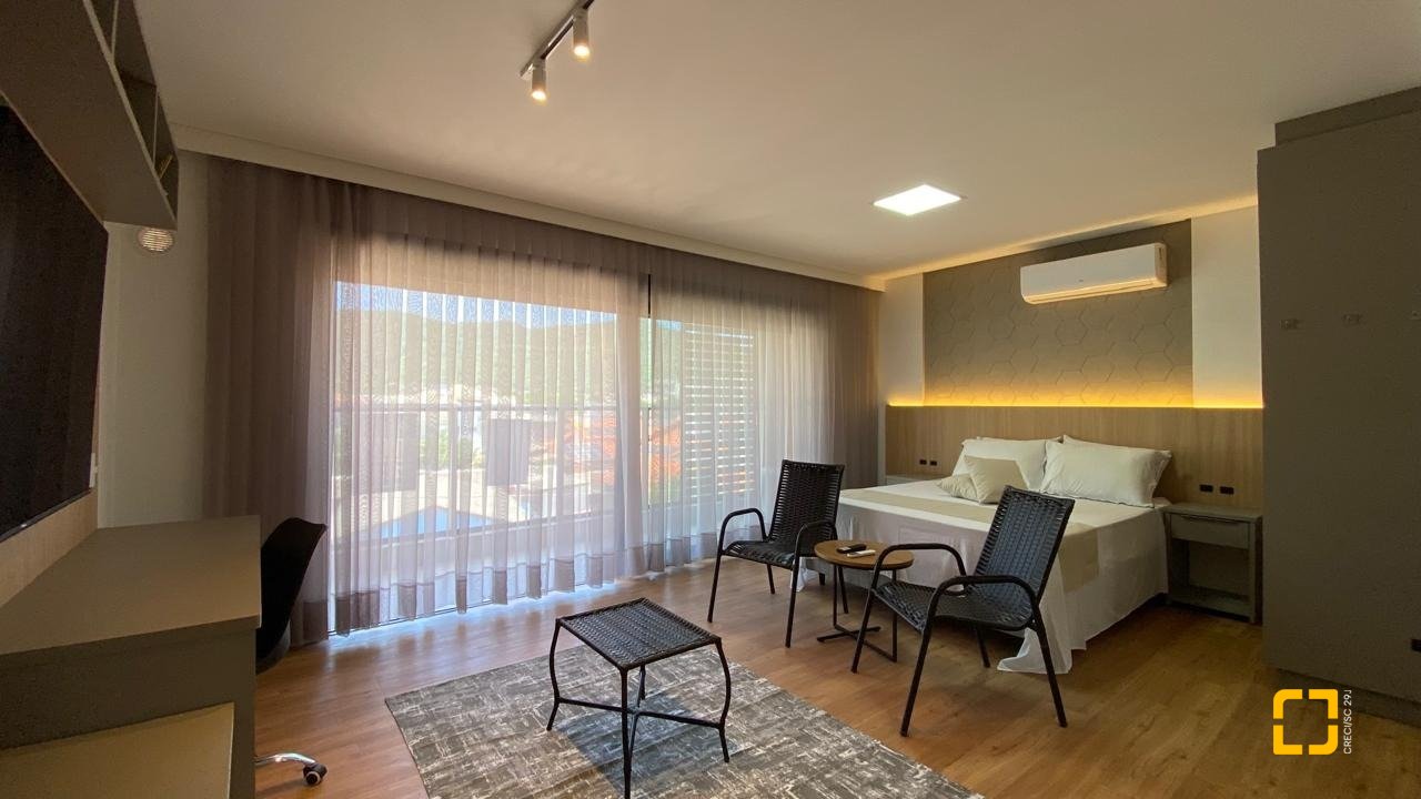 Apartamento com 49m², 2 quartos (sendo 1 suíte), 1 garagem, no bairro Saco Grande em Florianópolis