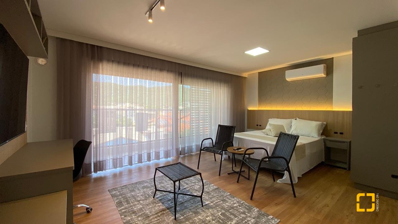 Apartamento com 49m², 2 quartos (sendo 1 suíte), 1 garagem, no bairro Saco Grande em Florianópolis