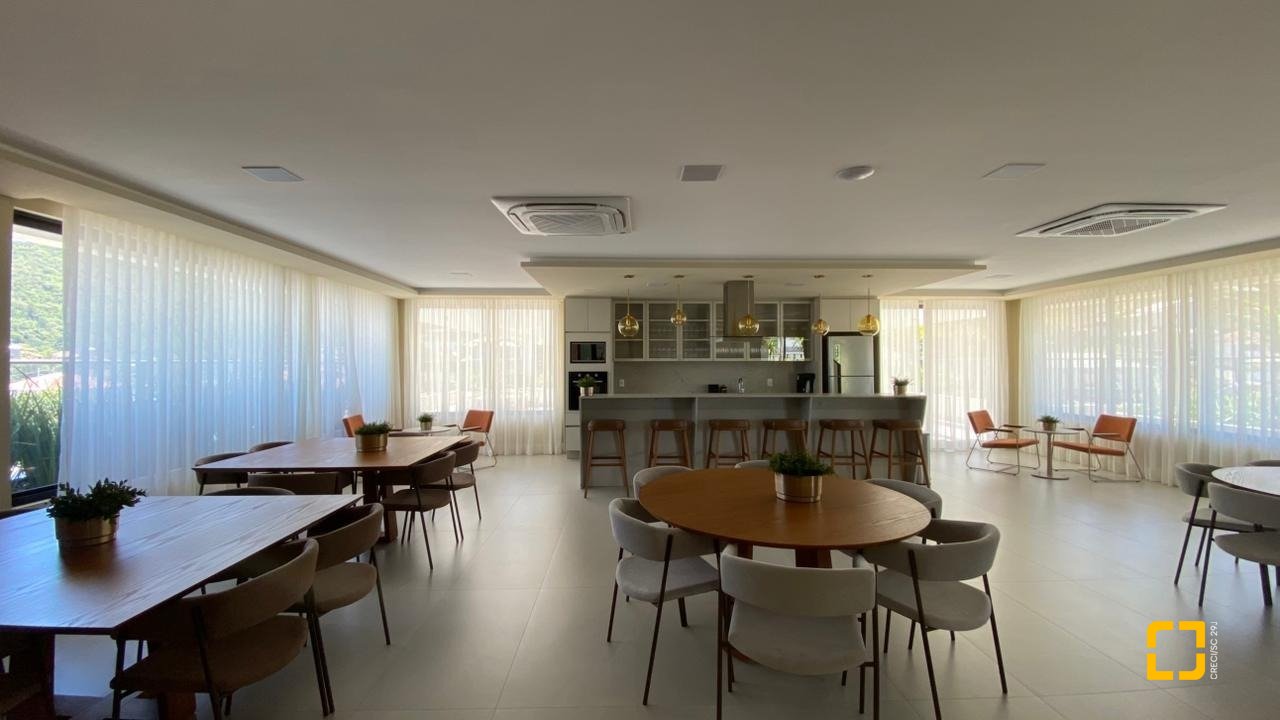 Apartamento com 49m², 2 quartos (sendo 1 suíte), 1 garagem, no bairro Saco Grande em Florianópolis