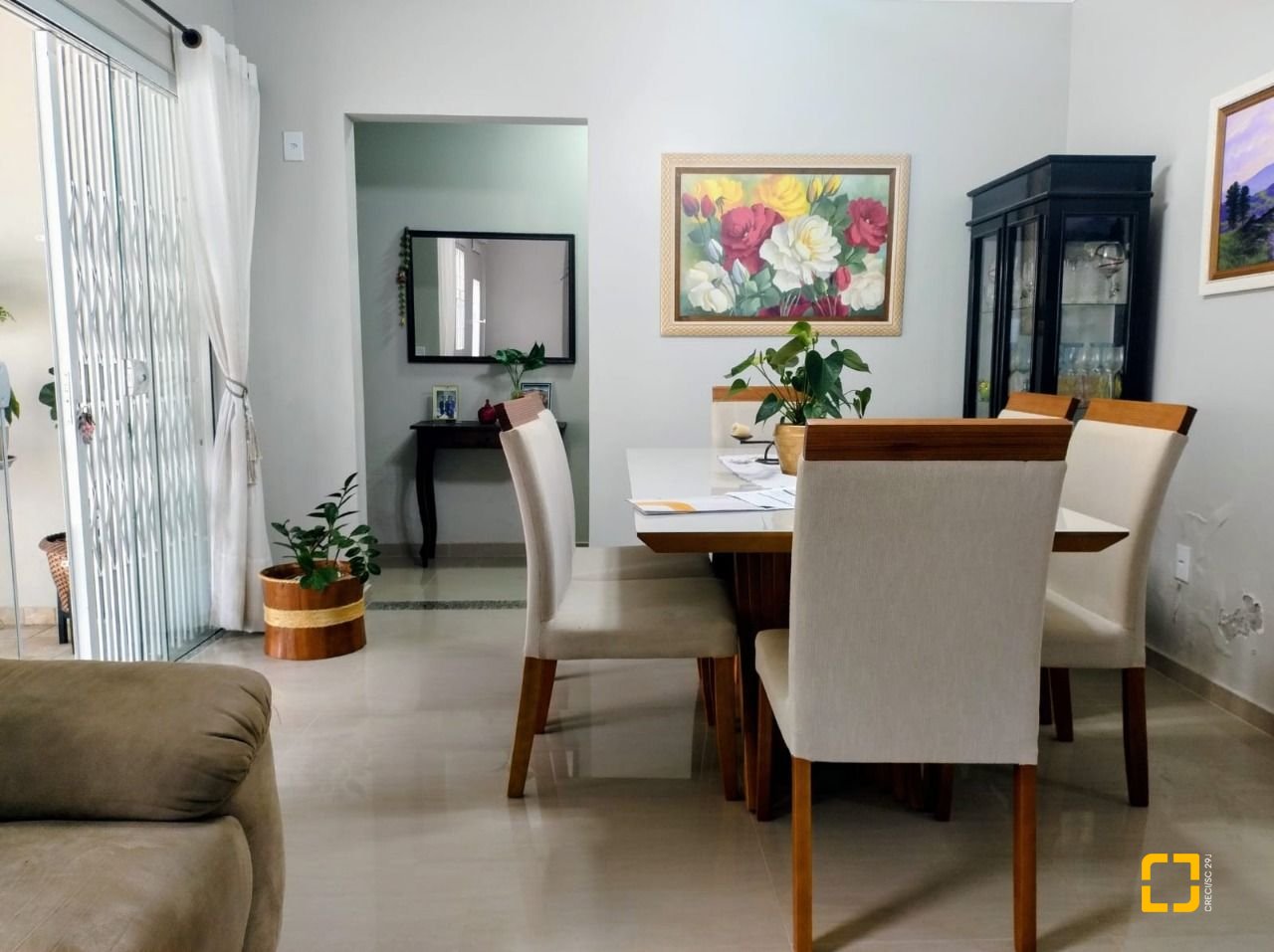Casa com 70m², 4 quartos (sendo 1 suíte), 1 garagem, no bairro Ingleses em Florianópolis