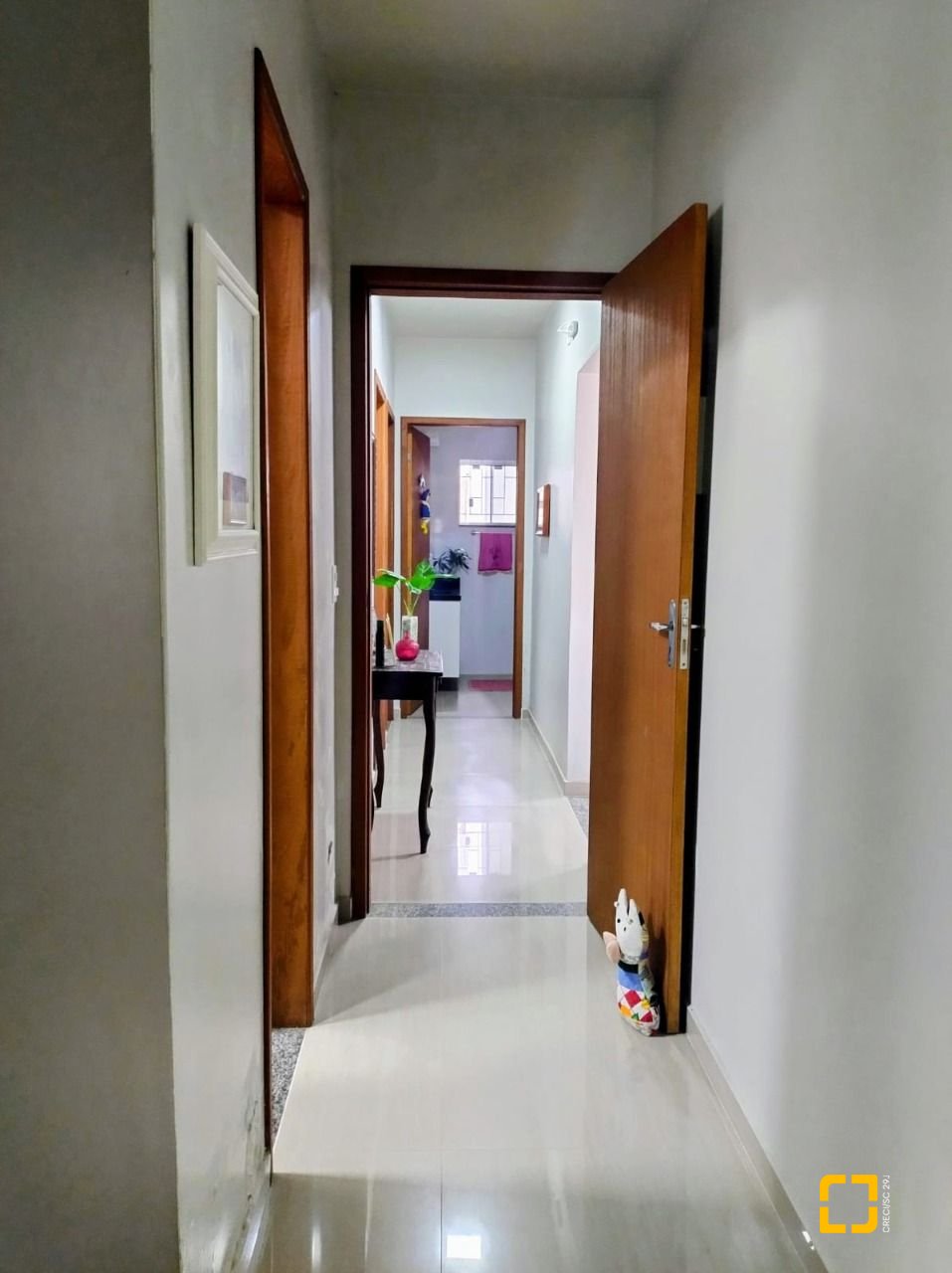 Casa com 70m², 4 quartos (sendo 1 suíte), 1 garagem, no bairro Ingleses em Florianópolis