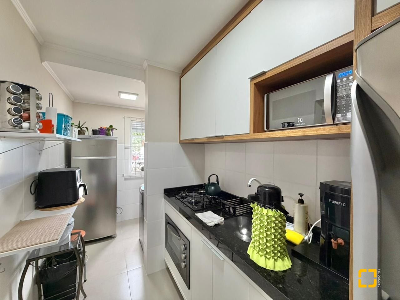 Apartamento com 58m², 2 quartos, 1 garagem, no bairro Balneário em Florianópolis