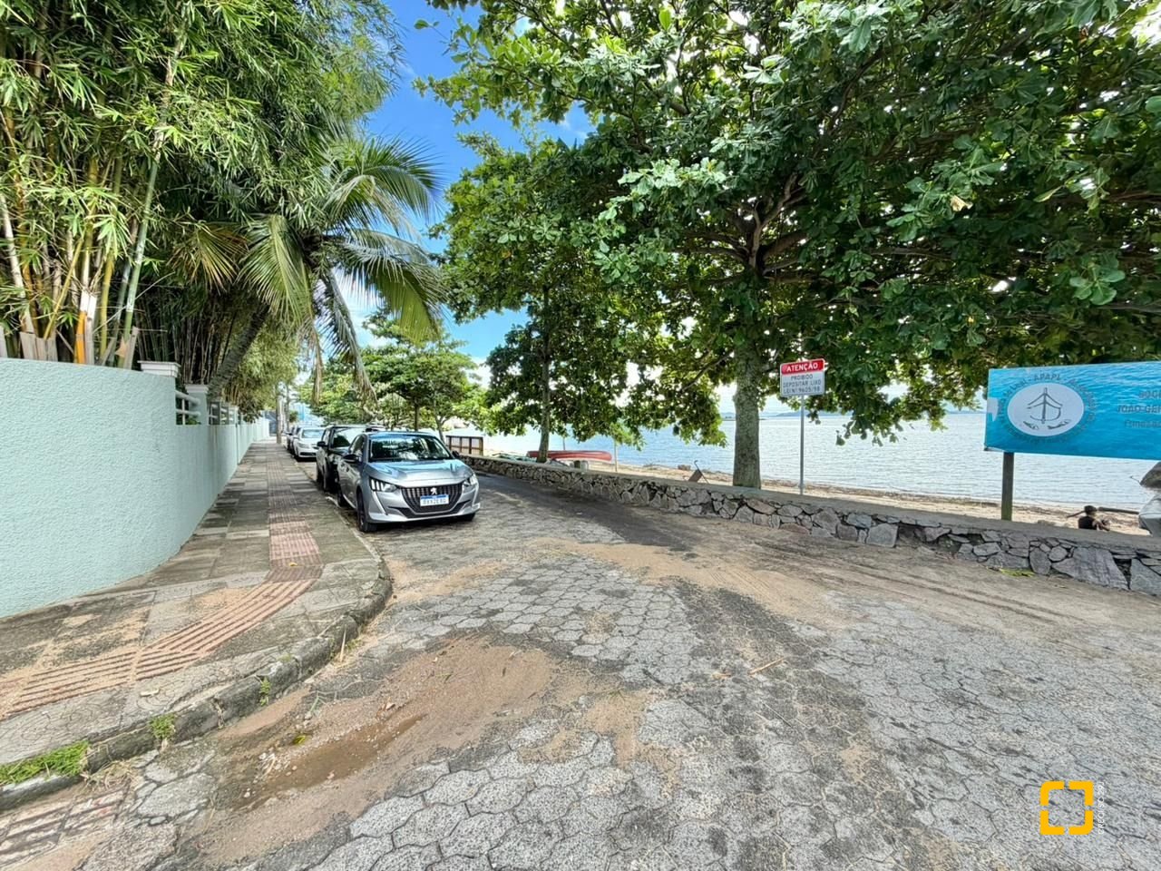 Apartamento com 58m², 2 quartos, 1 garagem, no bairro Balneário em Florianópolis
