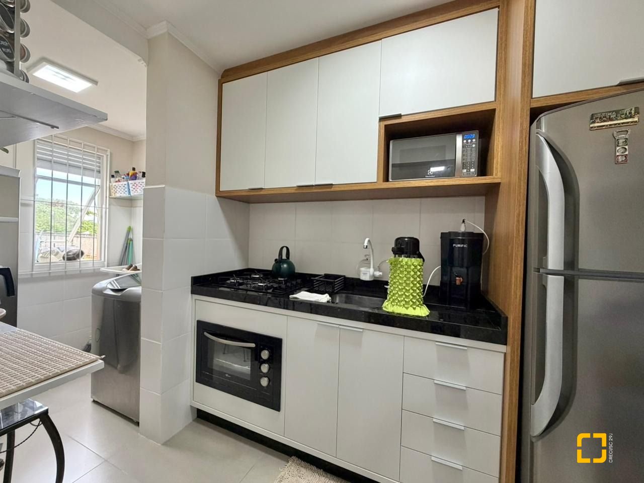 Apartamento com 58m², 2 quartos, 1 garagem, no bairro Balneário em Florianópolis