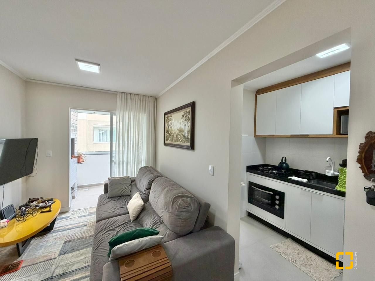 Apartamento com 58m², 2 quartos, 1 garagem, no bairro Balneário em Florianópolis