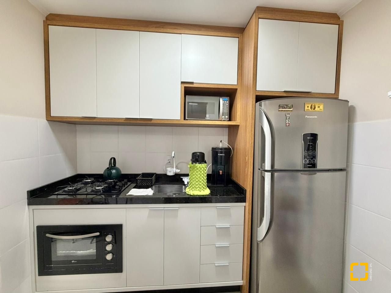 Apartamento com 58m², 2 quartos, 1 garagem, no bairro Balneário em Florianópolis