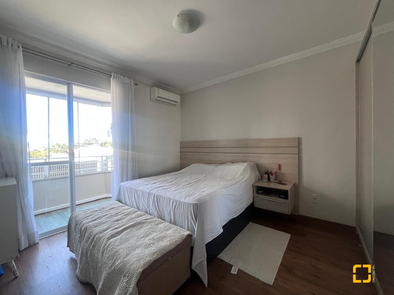 Apartamento com 153m², 3 quartos (sendo 1 suíte), 1 garagem, no bairro Kobrasol em São José