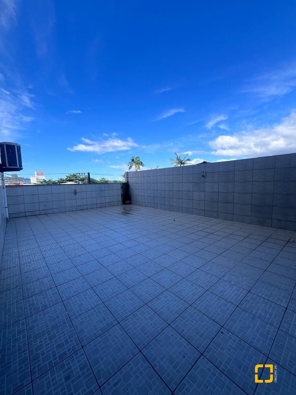 Apartamento com 153m², 3 quartos (sendo 1 suíte), 1 garagem, no bairro Kobrasol em São José