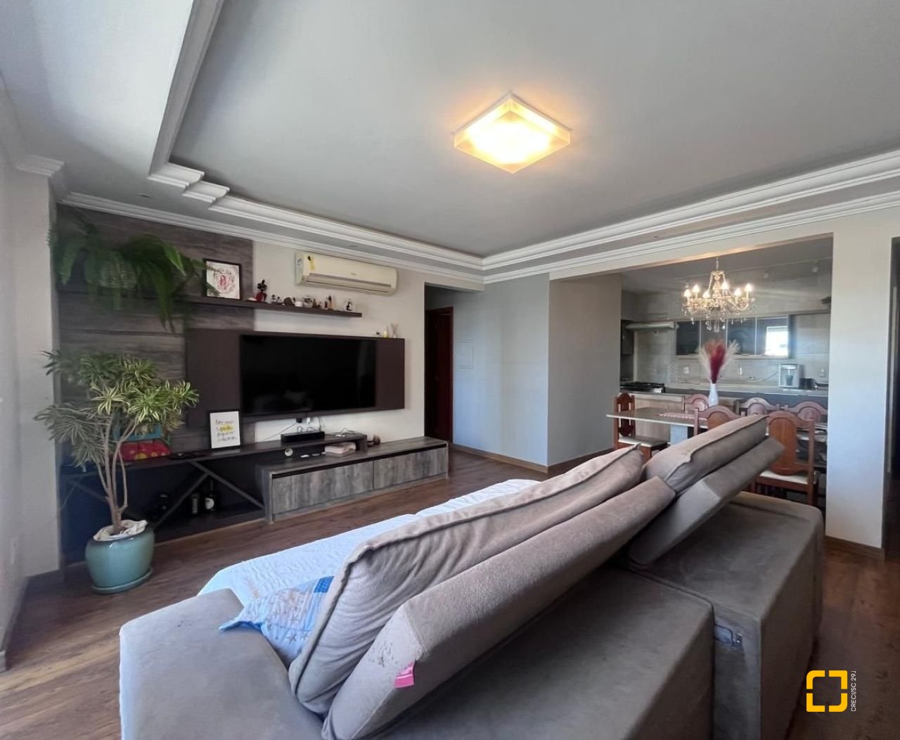 Apartamento com 153m², 3 quartos (sendo 1 suíte), 1 garagem, no bairro Kobrasol em São José