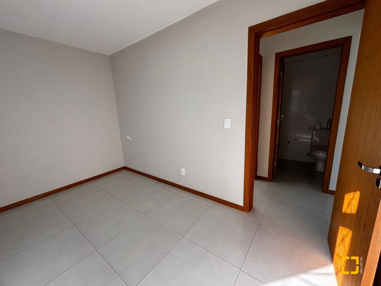 Apartamento com 43m², 2 quartos, 1 garagem, no bairro Estreito em Florianópolis