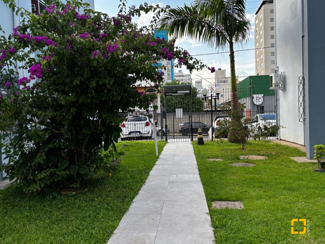 Apartamento com 43m², 2 quartos, 1 garagem, no bairro Estreito em Florianópolis
