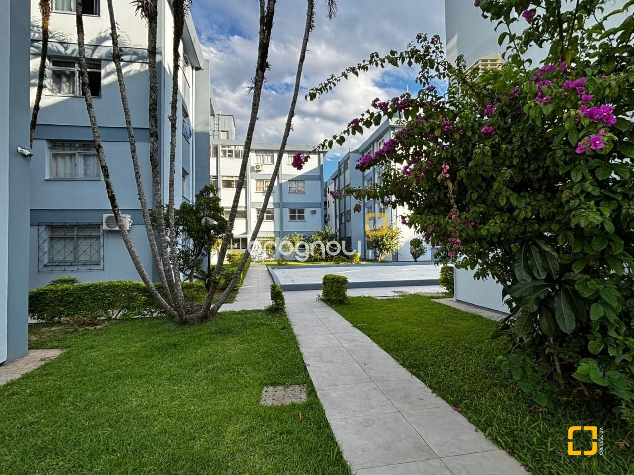 Apartamento com 43m², 2 quartos, 1 garagem, no bairro Estreito em Florianópolis
