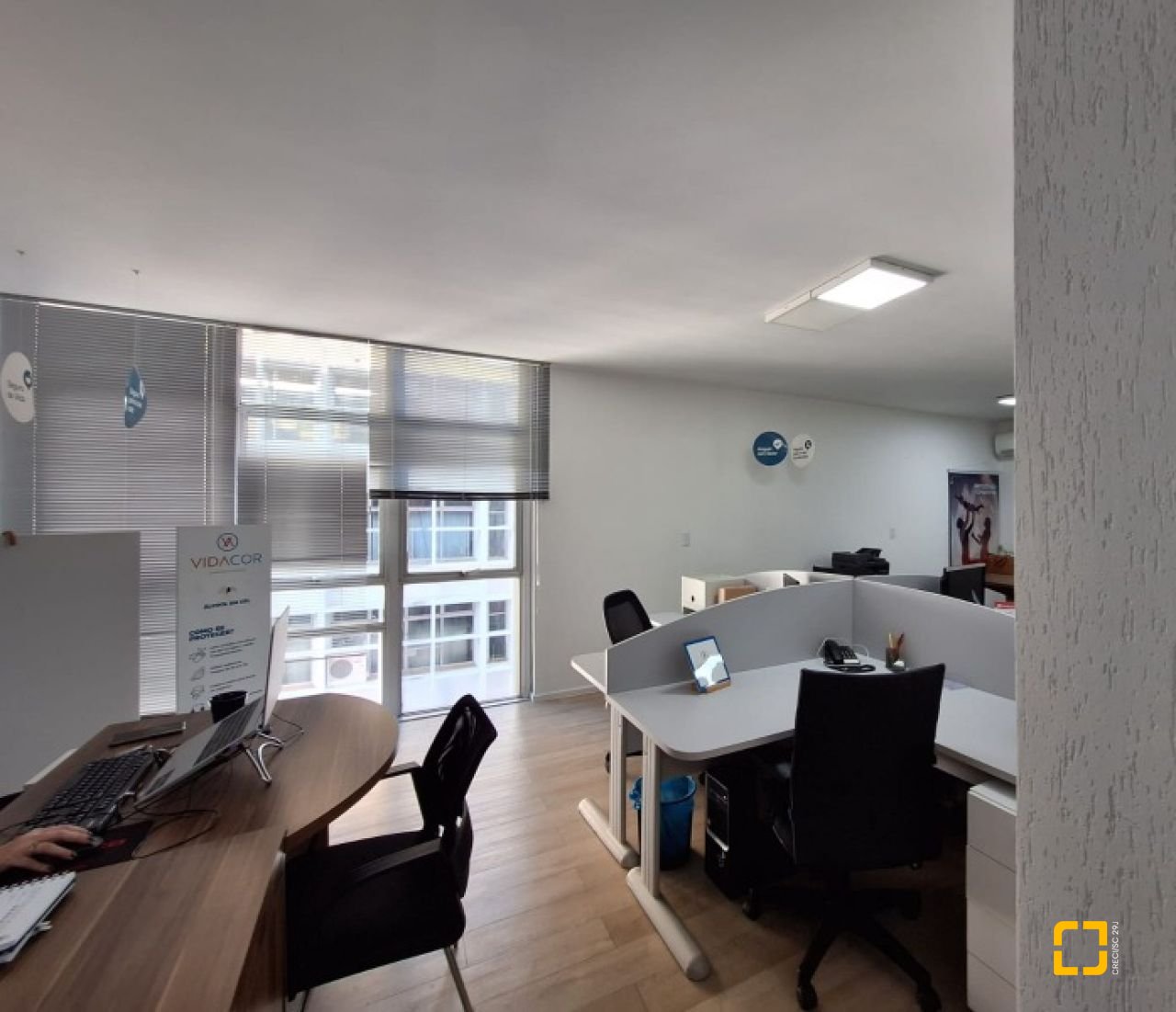 Sala com 95m², 1 garagem, no bairro Centro em Florianópolis