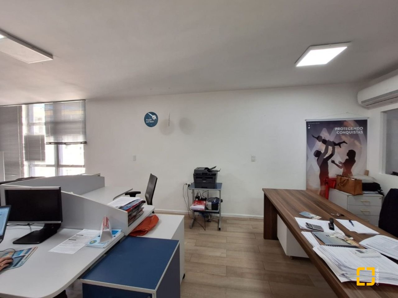 Sala com 95m², 1 garagem, no bairro Centro em Florianópolis