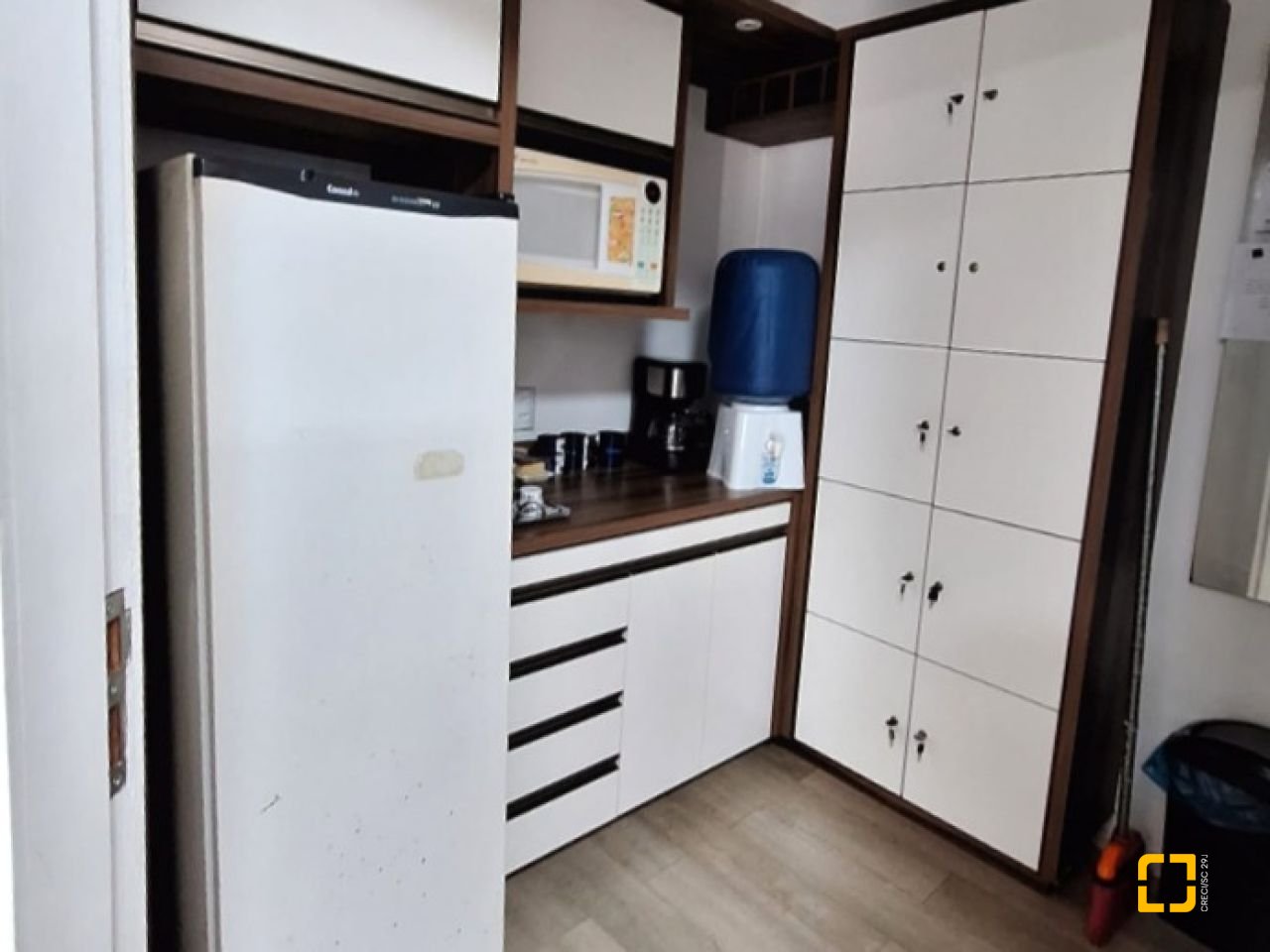 Sala com 95m², 1 garagem, no bairro Centro em Florianópolis