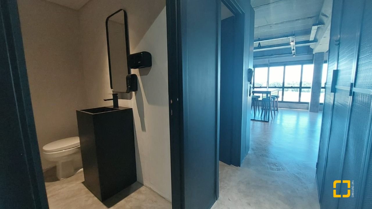 Sala com 136m², 1 garagem, no bairro Campeche em Florianópolis