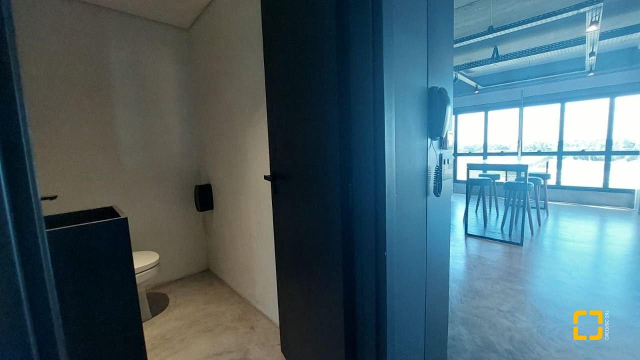 Sala com 136m², 1 garagem, no bairro Campeche em Florianópolis
