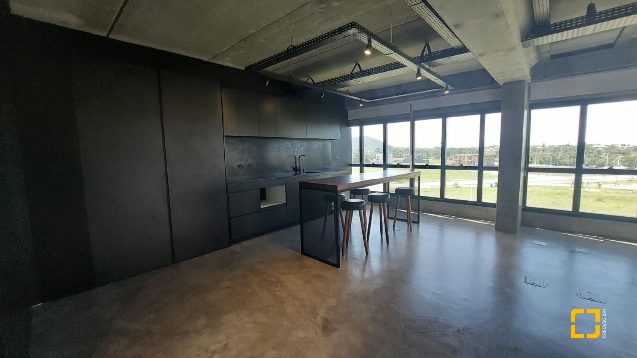 Sala com 136m², 1 garagem, no bairro Campeche em Florianópolis