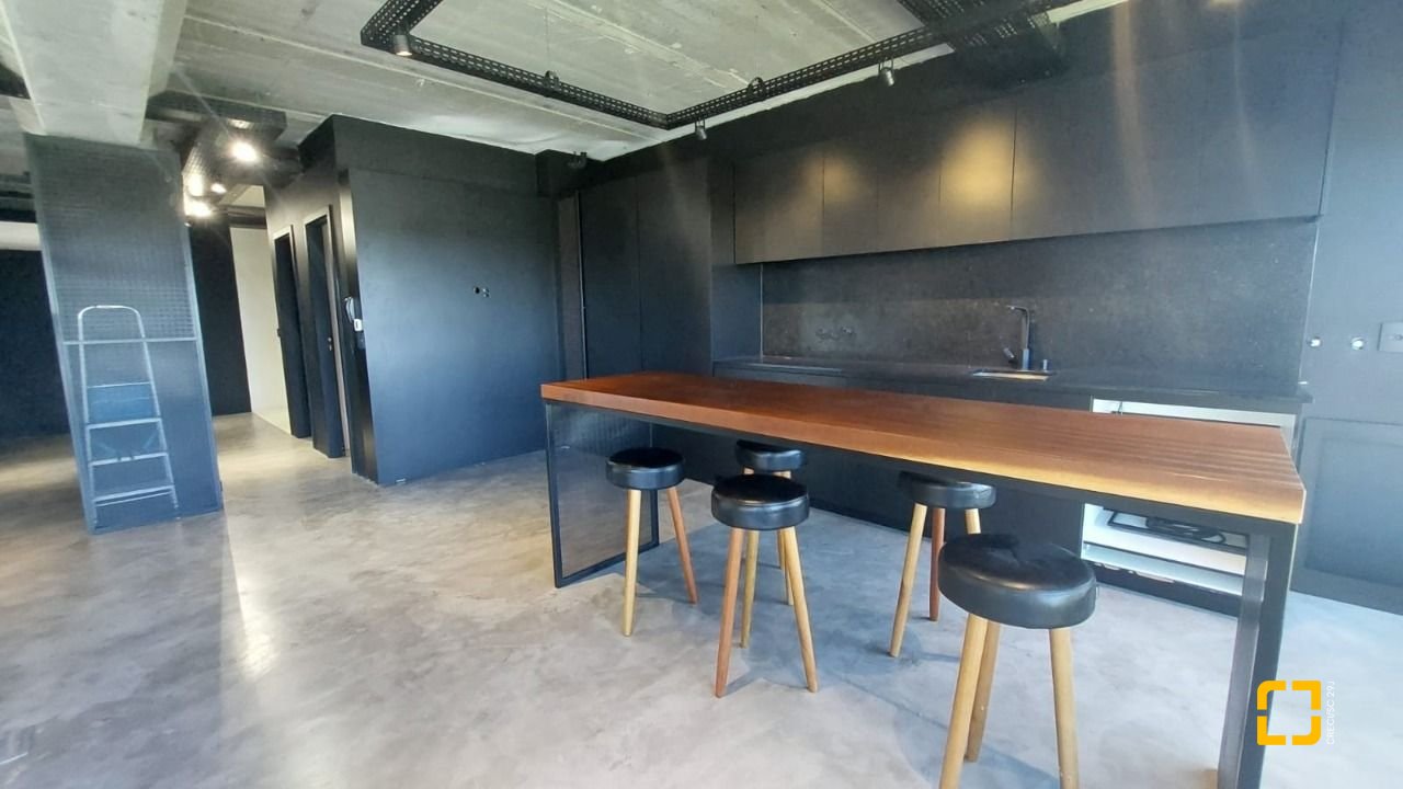 Sala com 136m², 1 garagem, no bairro Campeche em Florianópolis