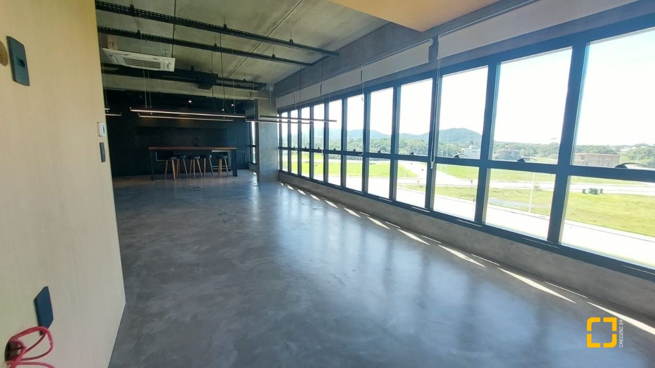 Sala com 136m², 1 garagem, no bairro Campeche em Florianópolis