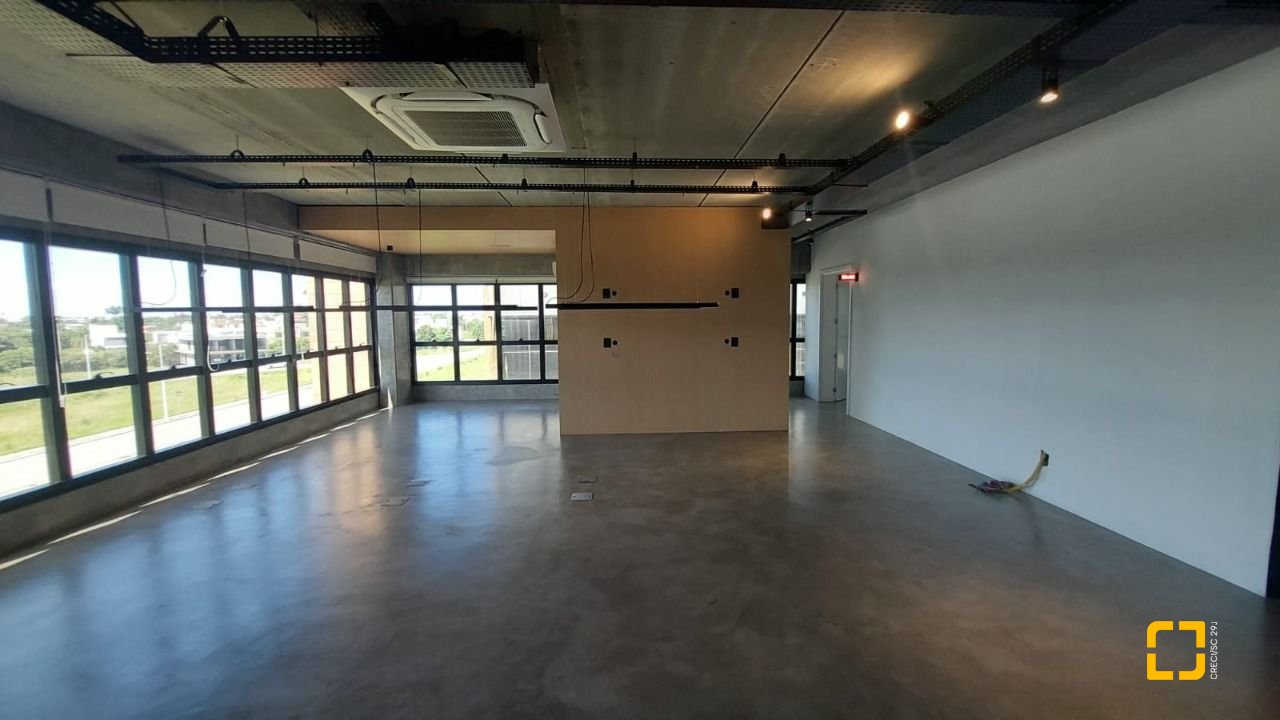 Sala com 136m², 1 garagem, no bairro Campeche em Florianópolis