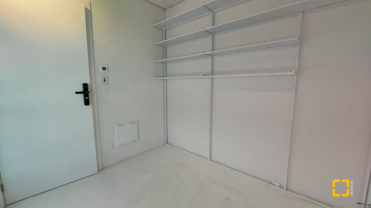 Sala com 136m², 1 garagem, no bairro Campeche em Florianópolis