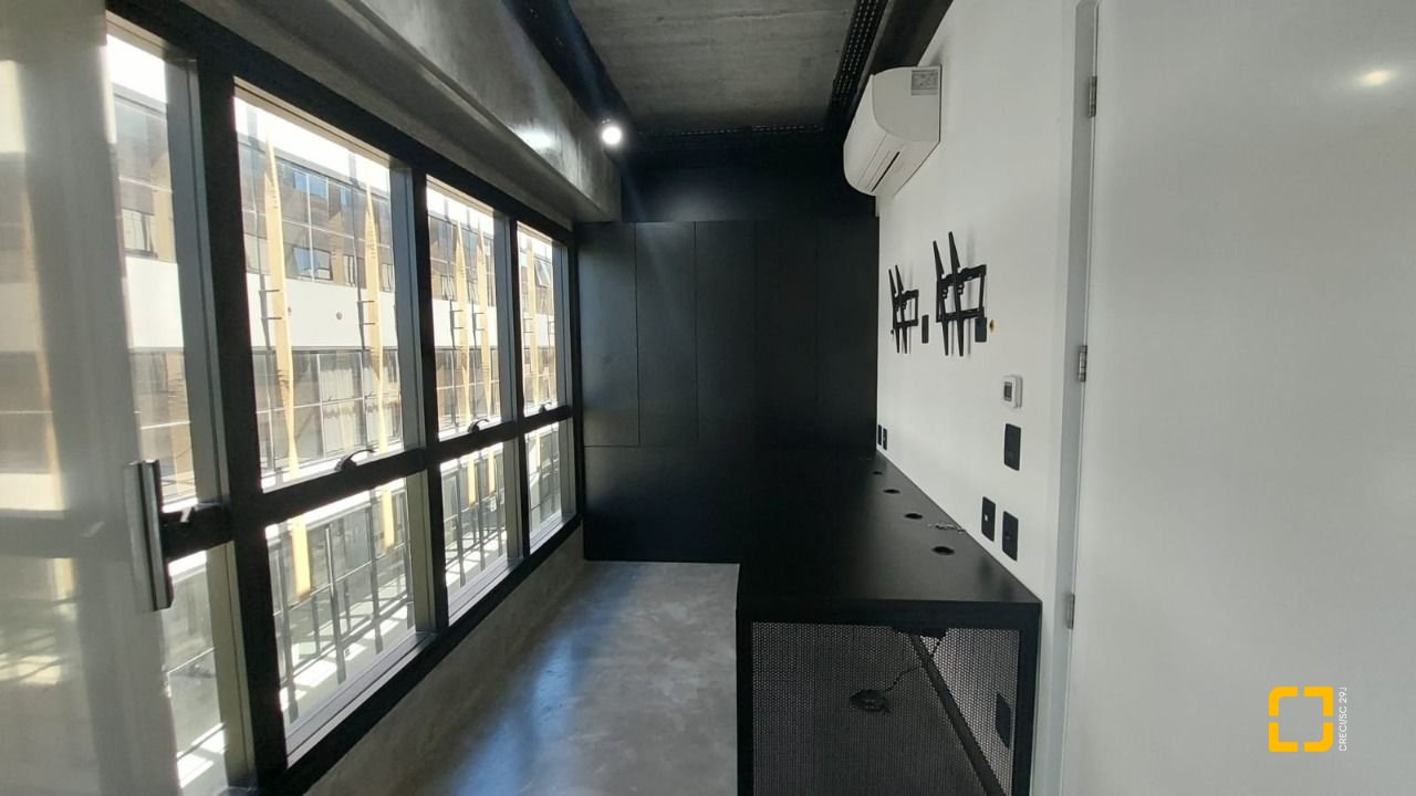 Sala com 136m², 1 garagem, no bairro Campeche em Florianópolis