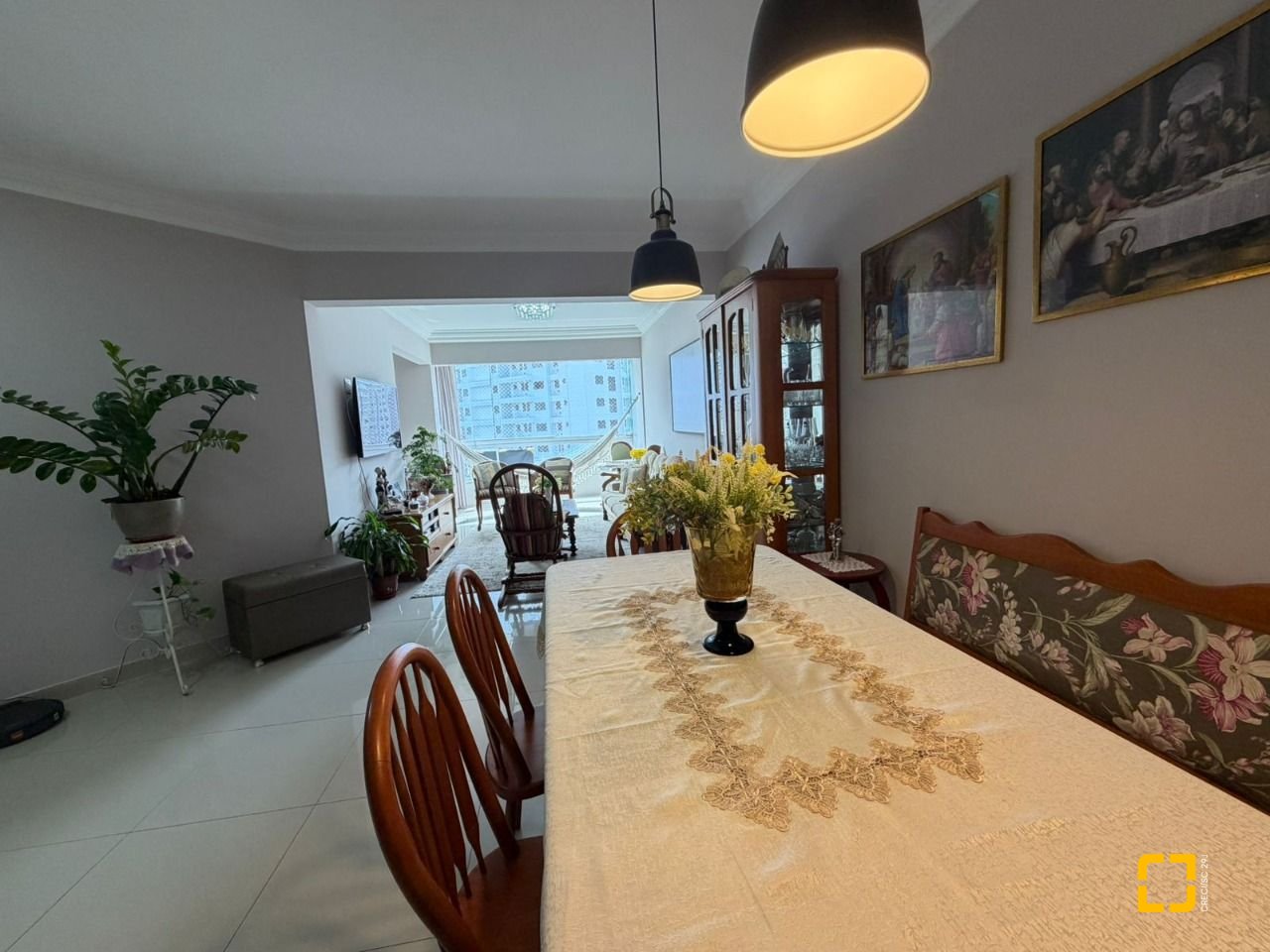 Apartamento com 119m², 4 quartos (sendo 1 suíte), 1 garagem, no bairro Kobrasol em São José