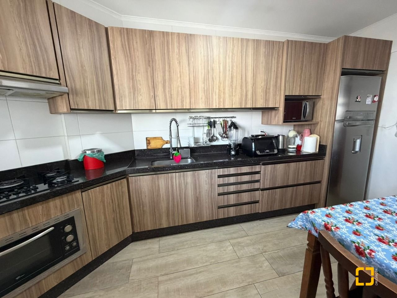 Apartamento com 119m², 4 quartos (sendo 1 suíte), 1 garagem, no bairro Kobrasol em São José