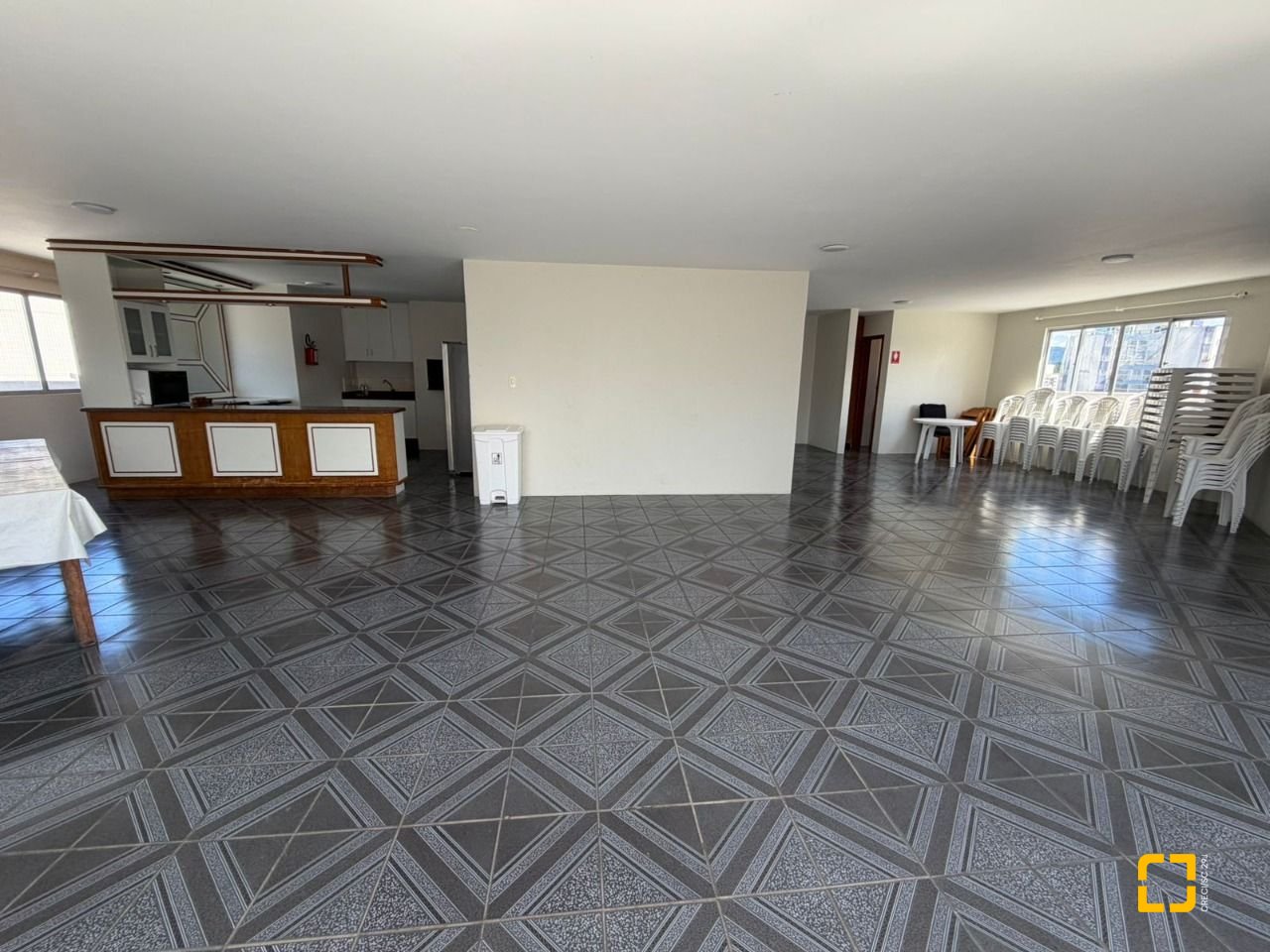 Apartamento com 119m², 4 quartos (sendo 1 suíte), 1 garagem, no bairro Kobrasol em São José