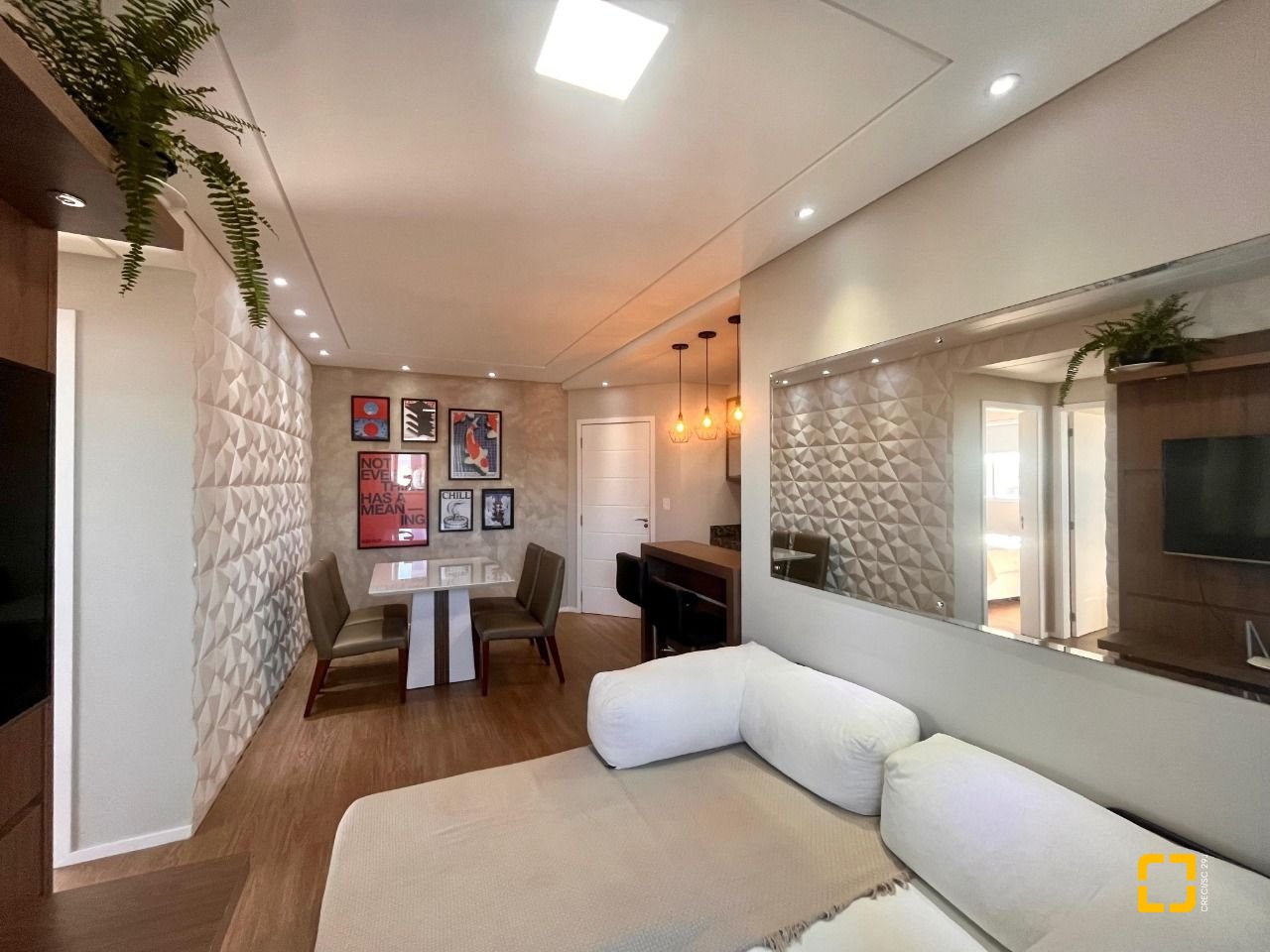 Apartamento com 57m², 2 quartos, 1 garagem, no bairro Barreiros em São José