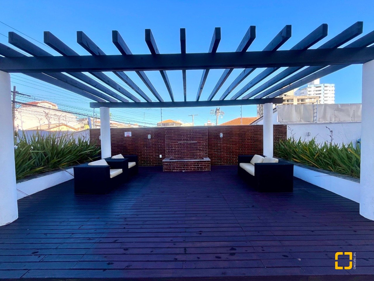 Apartamento com 57m², 2 quartos, 1 garagem, no bairro Barreiros em São José