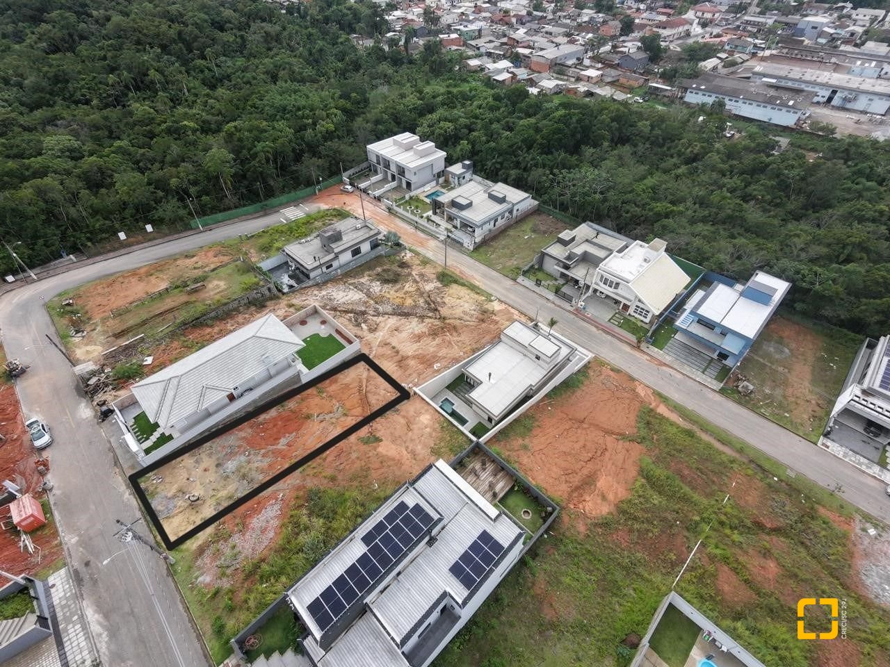 Terreno com 360m², no bairro Campinas em São José