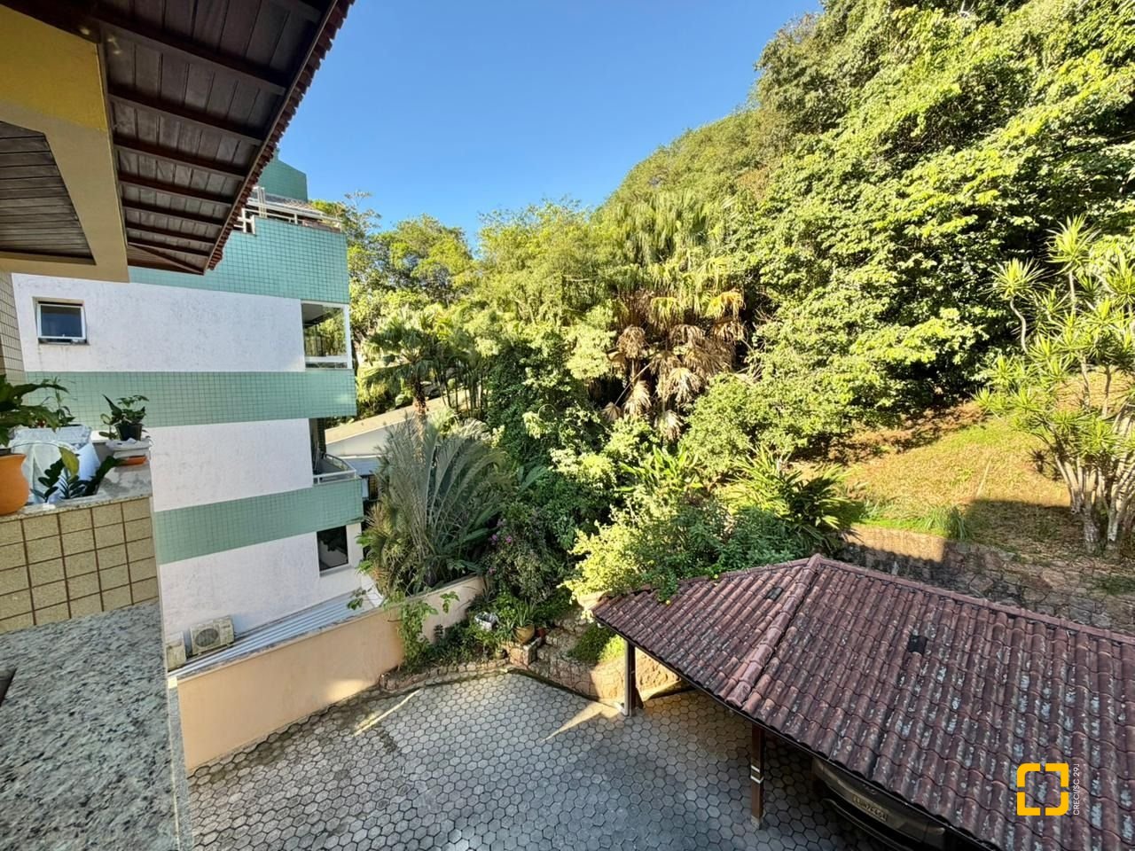 Apartamento com 49m², 1 quarto, 1 garagem, no bairro Jurerê em Florianópolis