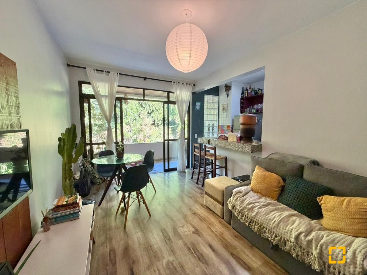 Apartamento com 49m², 1 quarto, 1 garagem, no bairro Jurerê em Florianópolis