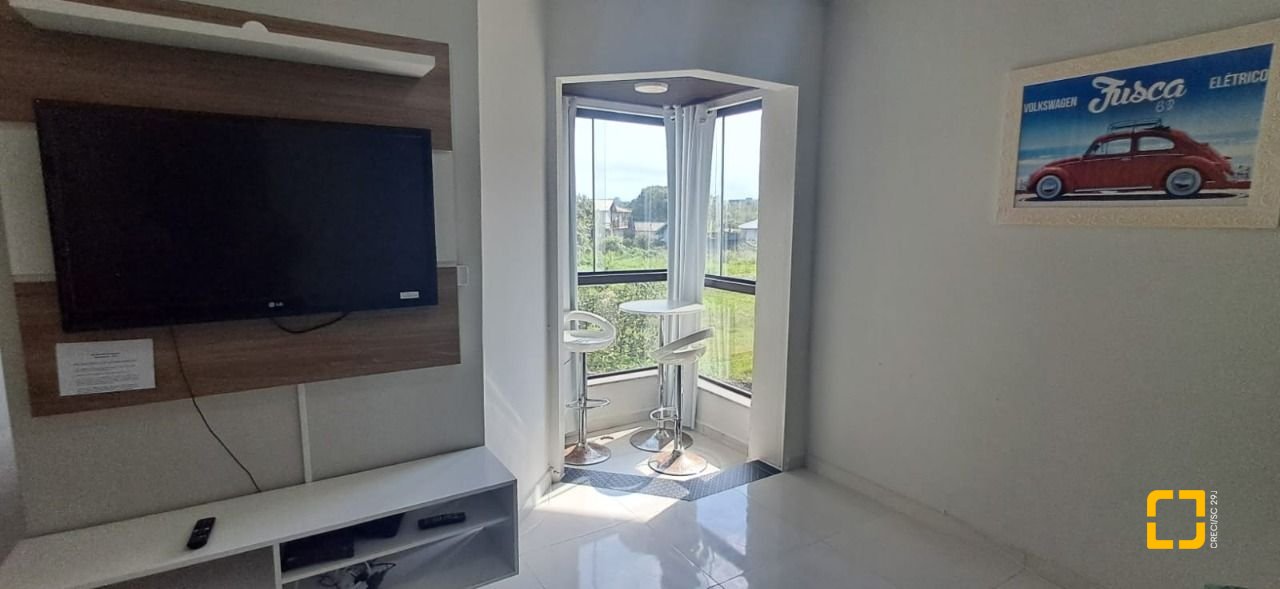 Apartamento com 38m², 1 quarto, 1 garagem, no bairro Ponta das Canas em Florianópolis