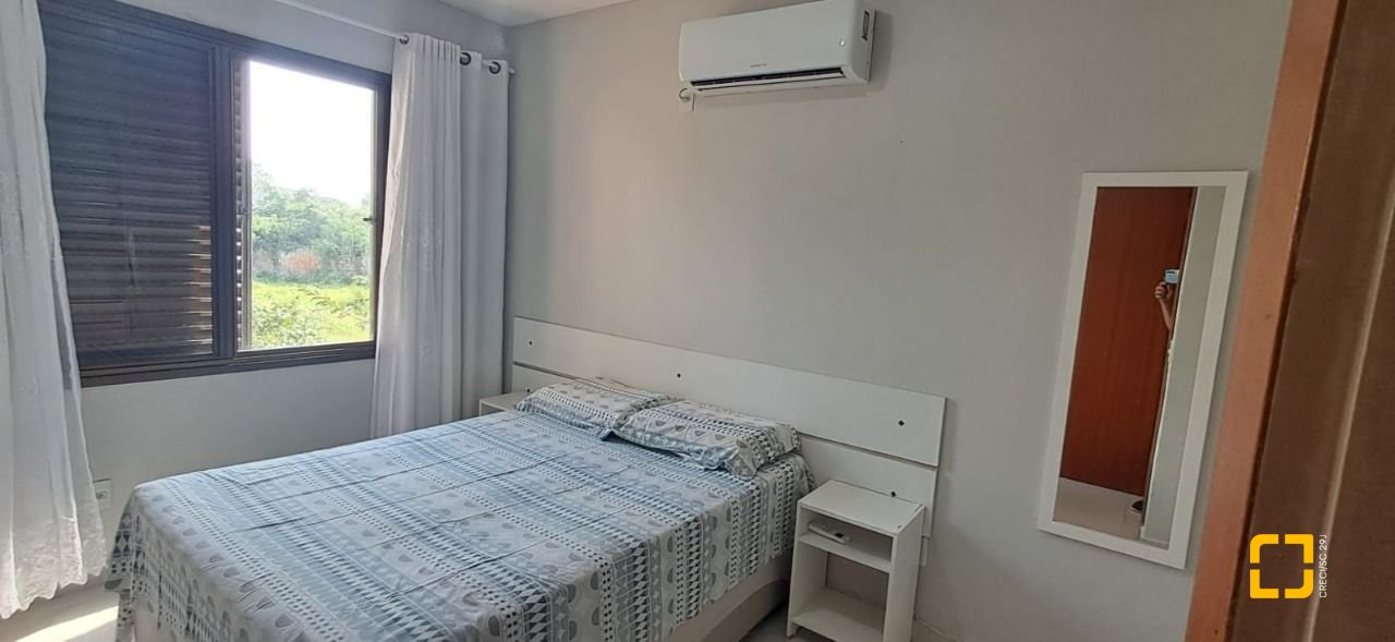 Apartamento com 38m², 1 quarto, 1 garagem, no bairro Ponta das Canas em Florianópolis