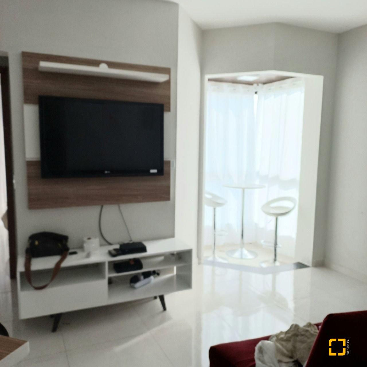 Apartamento com 38m², 1 quarto, 1 garagem, no bairro Ponta das Canas em Florianópolis