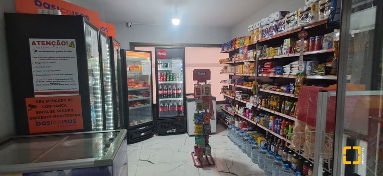 Apartamento com 38m², 1 quarto, 1 garagem, no bairro Ponta das Canas em Florianópolis