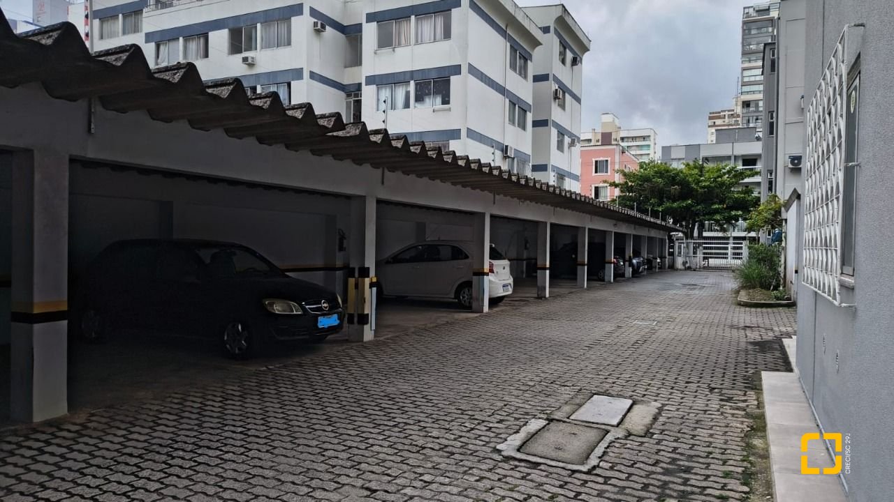 Apartamento com 65m², 3 quartos, 1 garagem, no bairro Kobrasol em São José