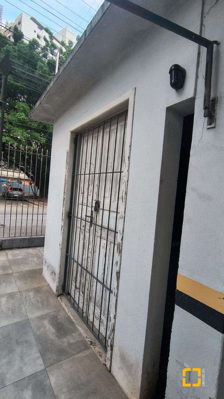 Apartamento com 65m², 3 quartos, 1 garagem, no bairro Kobrasol em São José